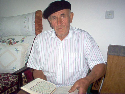 Žepčak Atif Pustahija u 74.godini savladao arapsko pismo