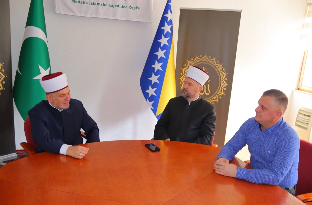 Radni sastanak muftije zeničkog sa rukovodstvom Medžlisa IZ Žepče