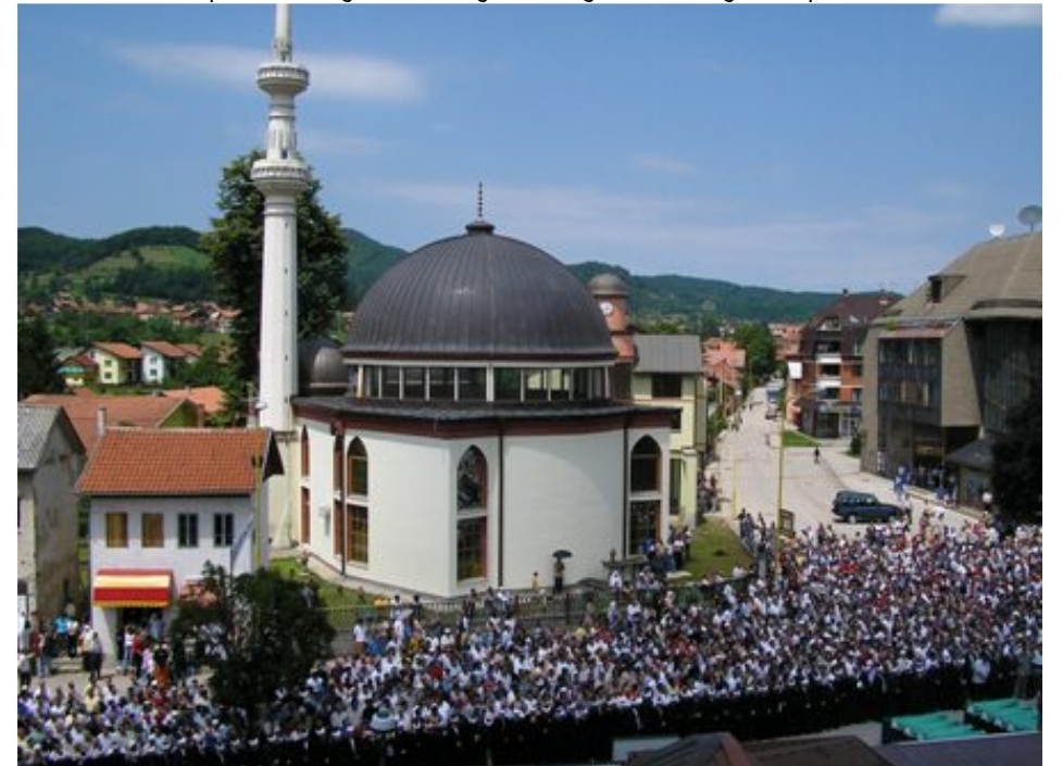GODIŠNJICA – 4.7.'04. – 4.7.'26.Najavljujemo i pozivamo! KELIME-I-TEVHID šehidima će biti proučen u Čaršijskoj džamiji!