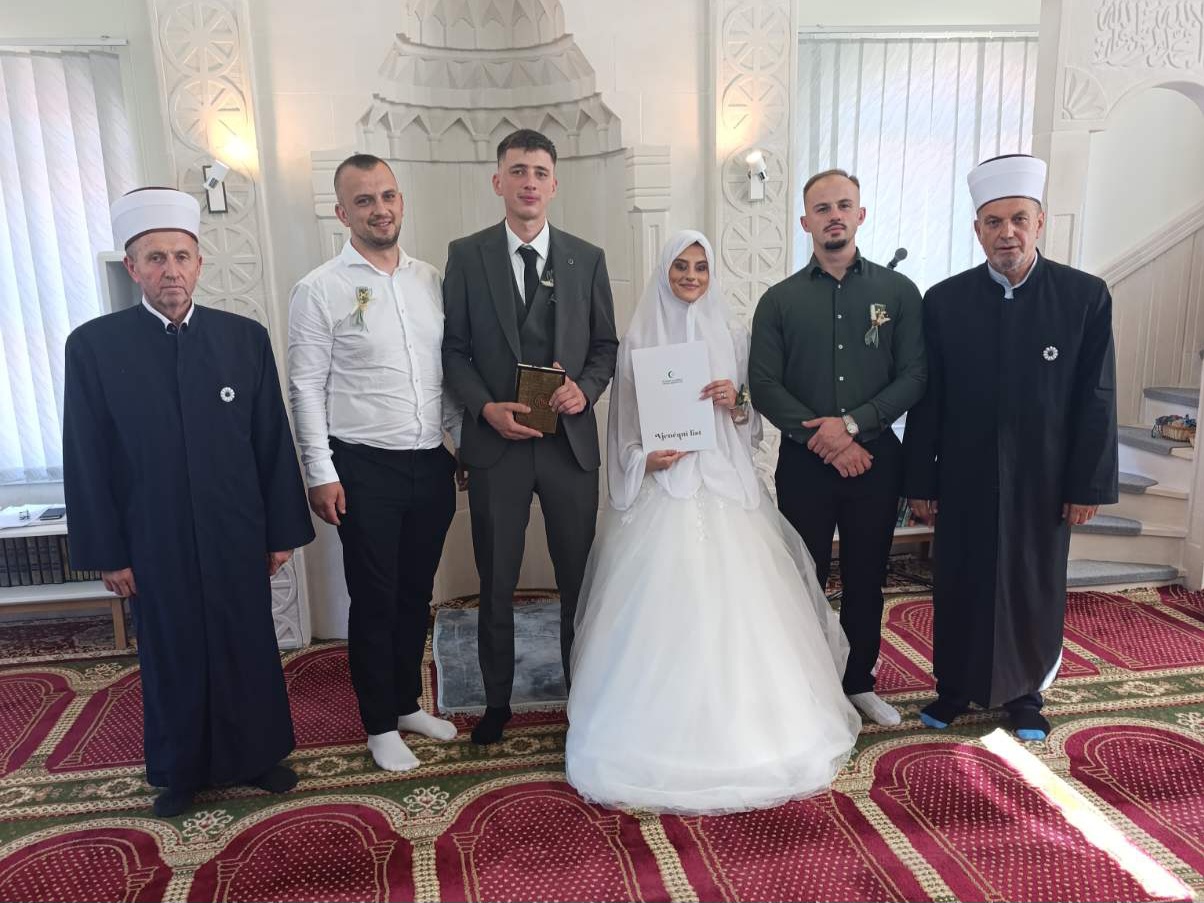 VJENČANJE – Derlić Abid i Amina Aganović