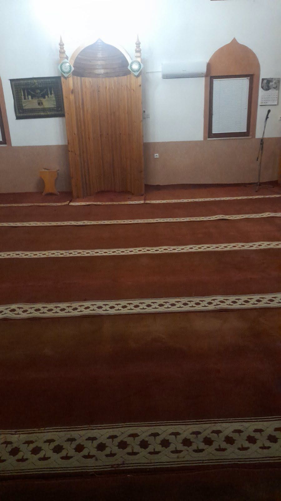 LIJEPE VIJESTI I SLIKA IZ DŽEMATA GORNJA GOLUBINJA – Vrijedna donacija tepiha iz džemata Vukotići